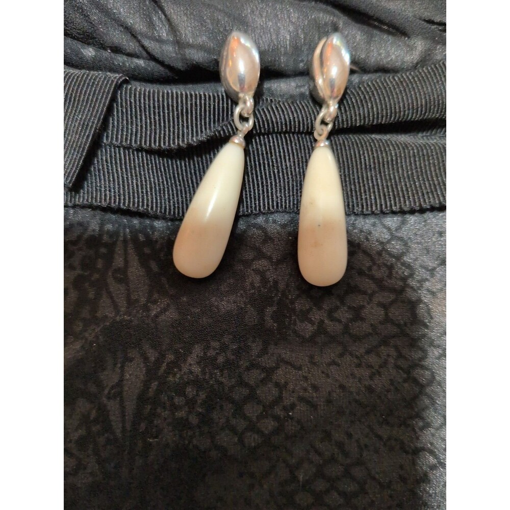VINTAGE MONET Creamy White Drop Earrings Silvertone